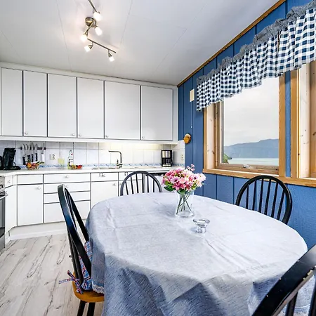 Hovsfjellet By Interhome Casa de Férias