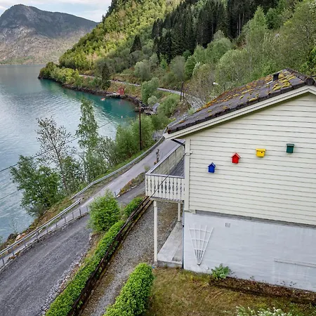 Hovsfjellet By Interhome * Fresvik