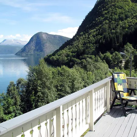 Hovsfjellet By Interhome * Fresvik